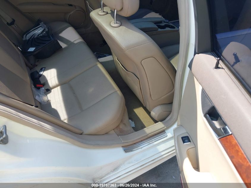 2011 Mercedes-Benz C 300 Luxury 4Matic/Sport 4Matic VIN: WDDGF8BB8BR186949 Lot: 39757363