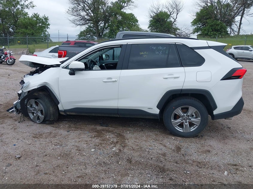 2024 TOYOTA RAV4 HYBRID XLE - 2T3RWRFV0RW202357