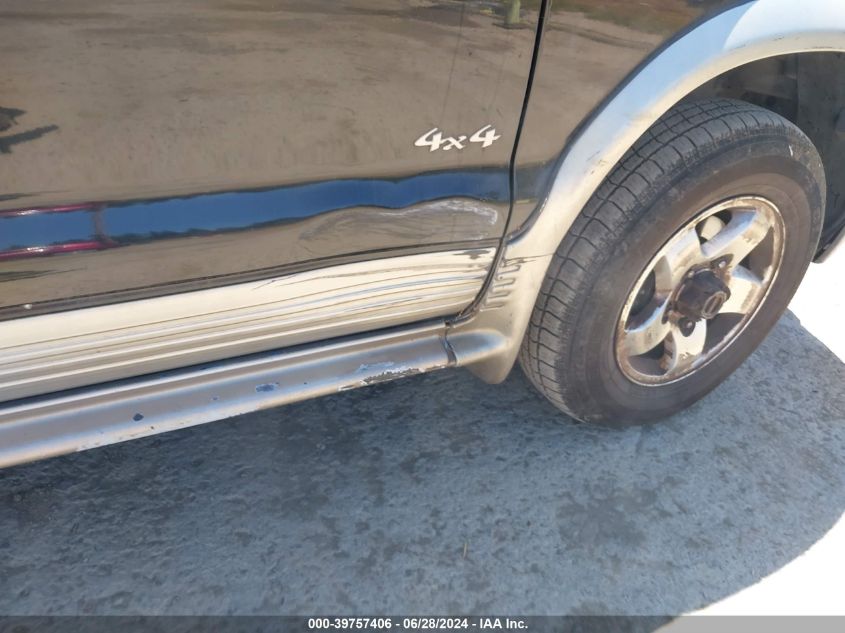 1998 Kia Sportage Base (M5)/Ex VIN: KNDJA7233W5560298 Lot: 39757406