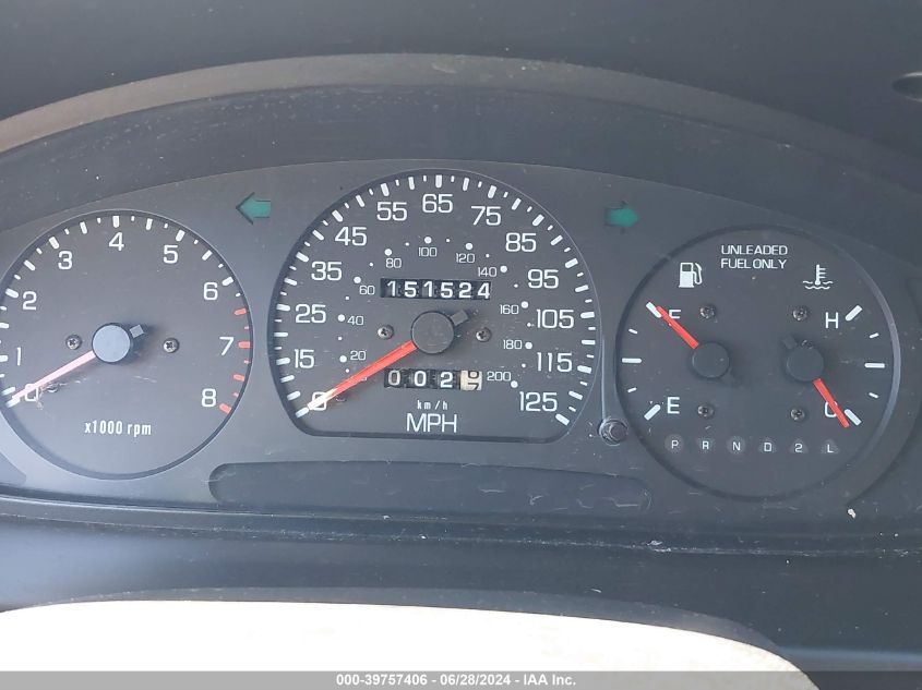 1998 Kia Sportage Base (M5)/Ex VIN: KNDJA7233W5560298 Lot: 39757406