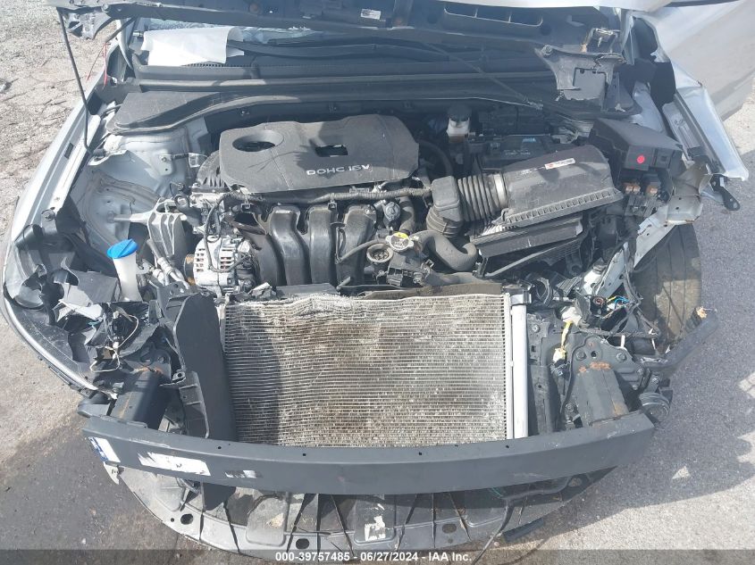 VIN 5NPD74LF5JH401858 2018 HYUNDAI ELANTRA SE