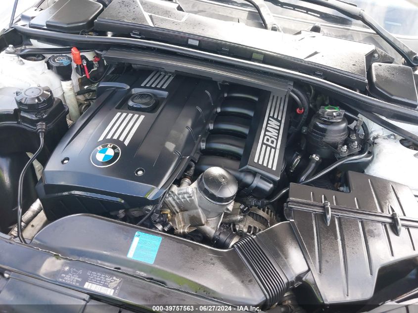 2008 BMW 328 I VIN: WBAVA33588KX86526 Lot: 39757563