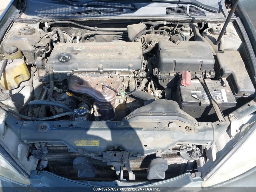 2004 Toyota Camry Le VIN: JTDBE32K740270312 Lot: 39757697