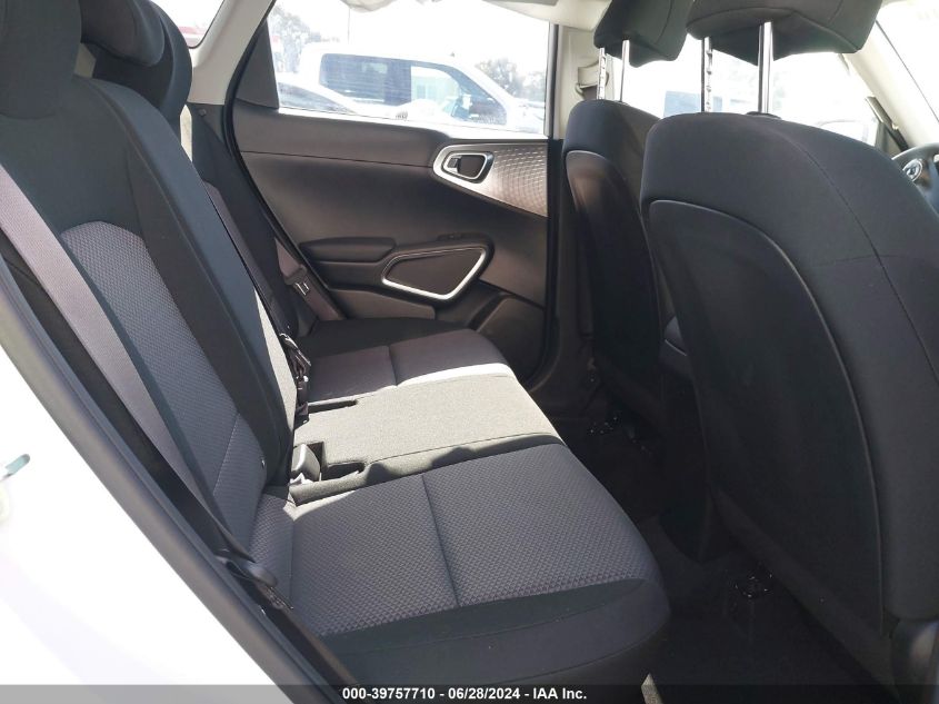 2022 Kia Soul Lx VIN: KNDJ23AU5N7814323 Lot: 39757710