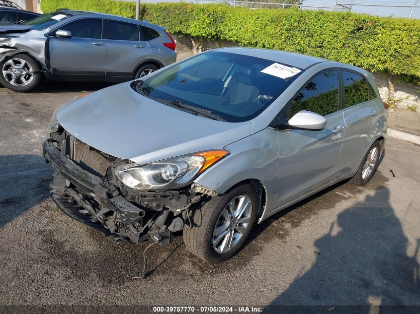 KMHD35LH7FU242708 2015 HYUNDAI ELANTRA - Image 2