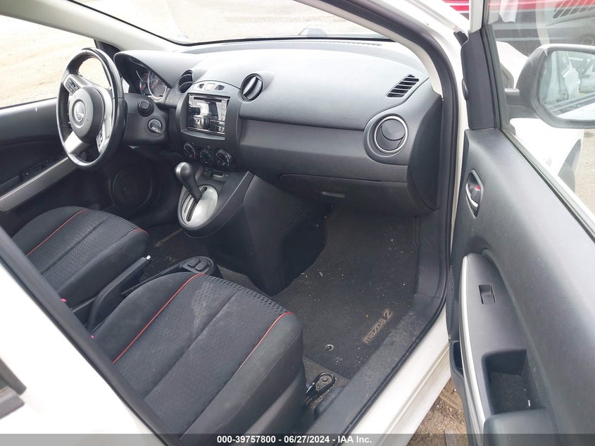 2011 Mazda Mazda2 Touring VIN: JM1DE1HZ7B0104757 Lot: 39757800