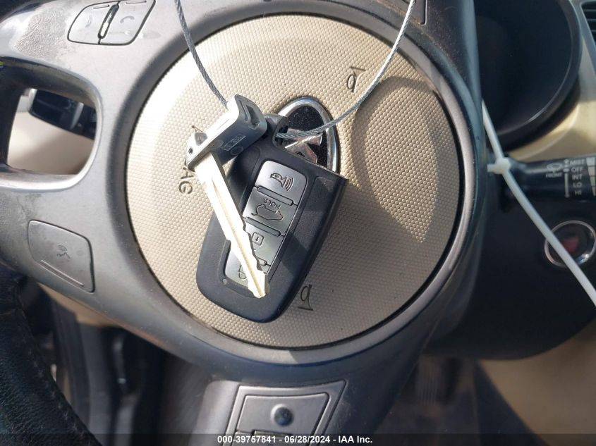 2011 Kia Soul +/!/Sport VIN: KNDJT2A23B7248504 Lot: 39757841