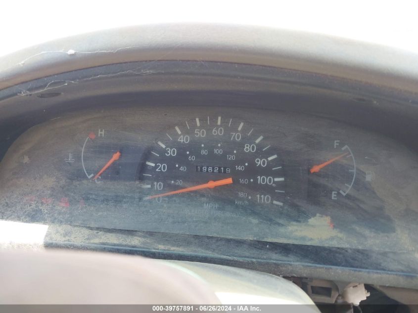 1999 Toyota Tacoma VIN: 4TANL42N3XZ551733 Lot: 39757891