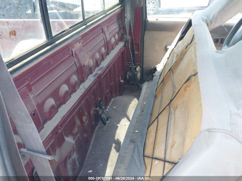 1999 Toyota Tacoma VIN: 4TANL42N3XZ551733 Lot: 39757891