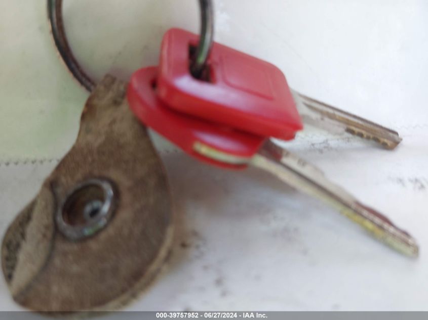 1990 GMC Suburban R25 Conventional VIN: 1GTGR26K7LF524756 Lot: 39757952