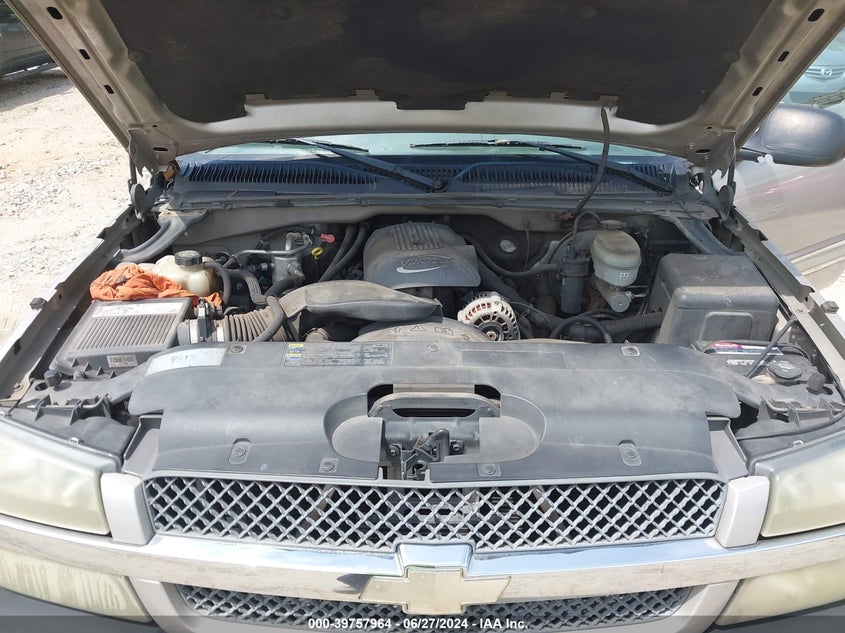 2004 Chevrolet Silverado 1500 K1500 VIN: 2GCEK13T041364957 Lot: 39757964