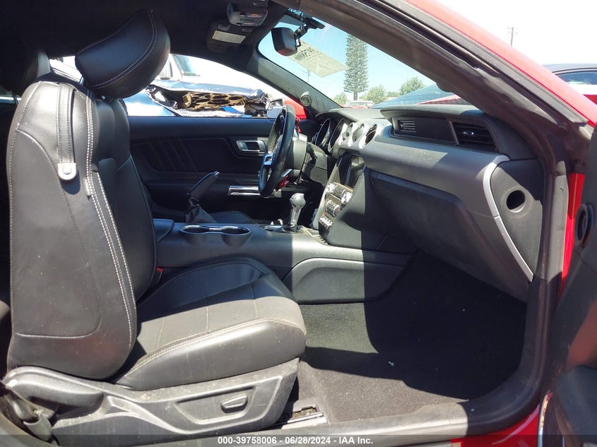 VIN 1FA6P8THXL5118513 2020 FORD MUSTANG