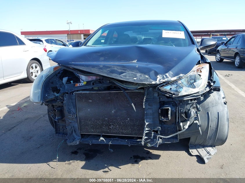 2013 Hyundai Elantra Gls VIN: 5NPDH4AE3DH253334 Lot: 39758051