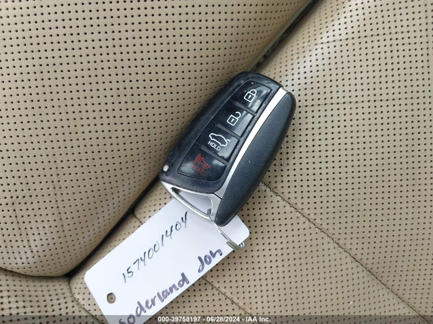 2015 Hyundai Genesis 3.8 VIN: KMHGN4JE5FU028553 Lot: 39758197