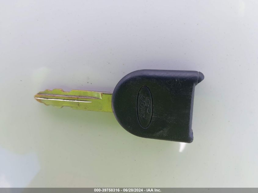 2011 Ford Focus S VIN: 1FAHP3EN3BW165230 Lot: 39758316