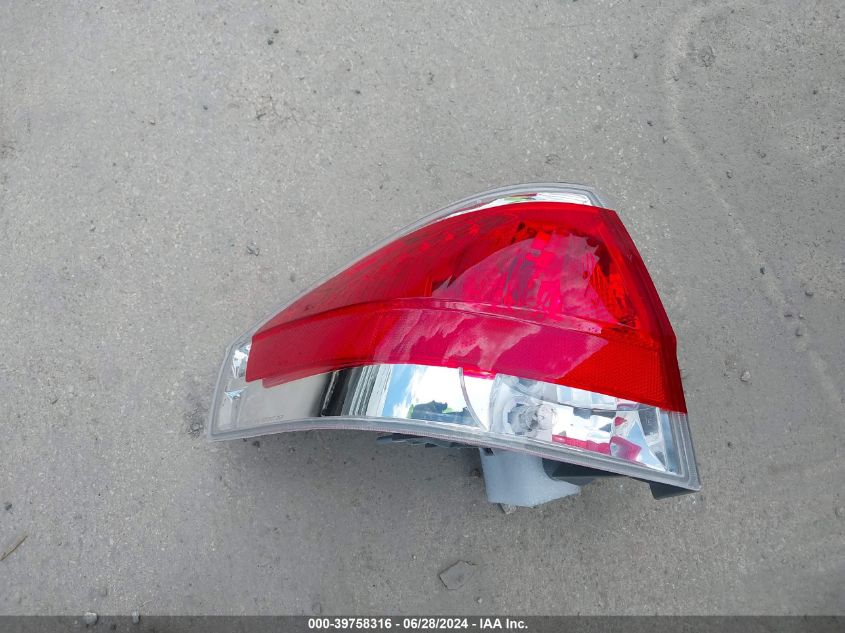 2011 Ford Focus S VIN: 1FAHP3EN3BW165230 Lot: 39758316