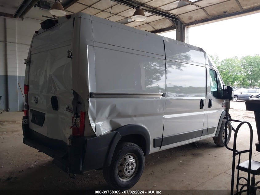 2018 Ram Promaster 1500 High Roof 136 Wb VIN: 3C6TRVBGXJE158114 Lot: 39758369