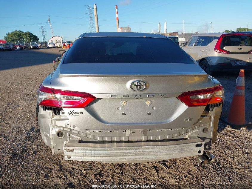 4T1B11HK7JU138299 2018 Toyota Camry Se