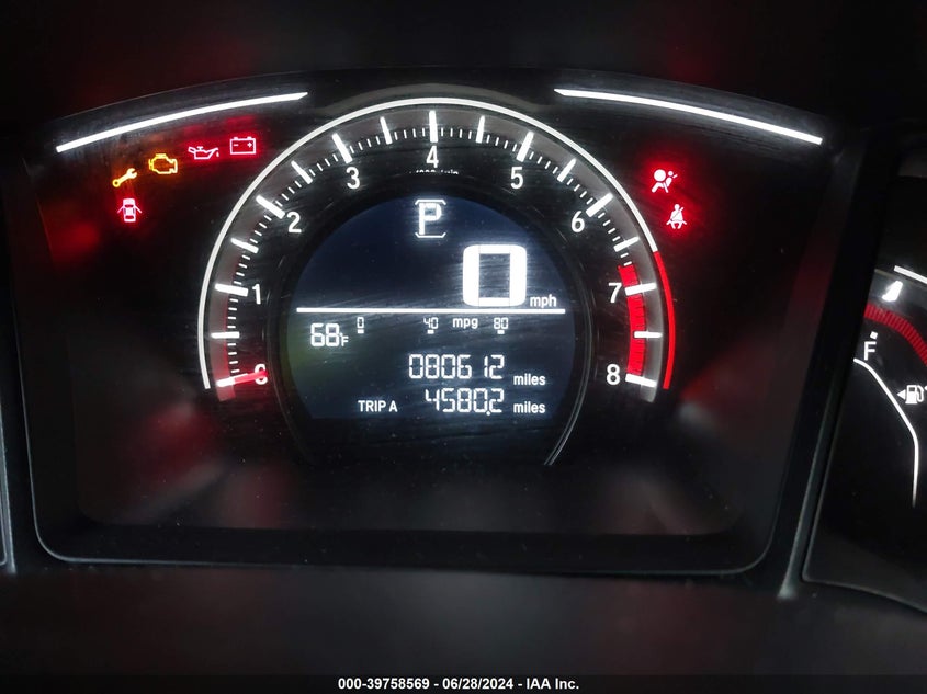 2018 HONDA CIVIC LX - 19XFC2F51JE005569