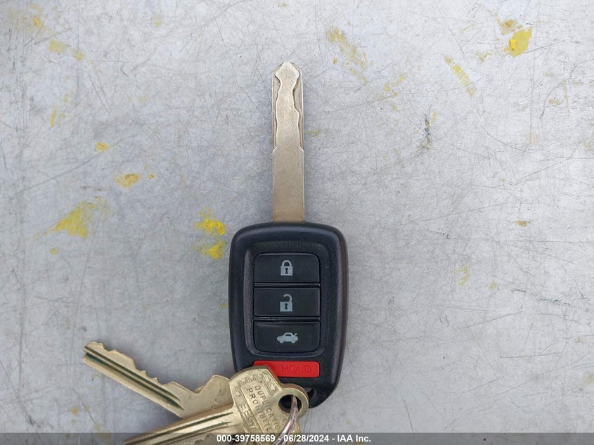 2018 HONDA CIVIC LX - 19XFC2F51JE005569