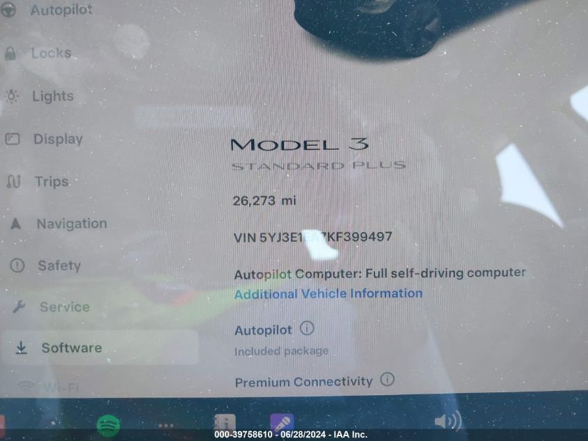 2019 Tesla Model 3 Long Range/Mid Range/Standard Range/Standard Range Plus VIN: 5YJ3E1EA7KF399497 Lot: 39758610