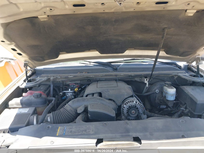 2007 Chevrolet Tahoe Ls VIN: 1GNFC13027J407008 Lot: 39758616