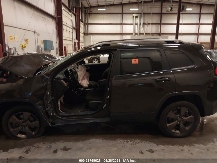 2016 Jeep Cherokee Latitude VIN: 1C4PJMCS9GW299365 Lot: 39758628