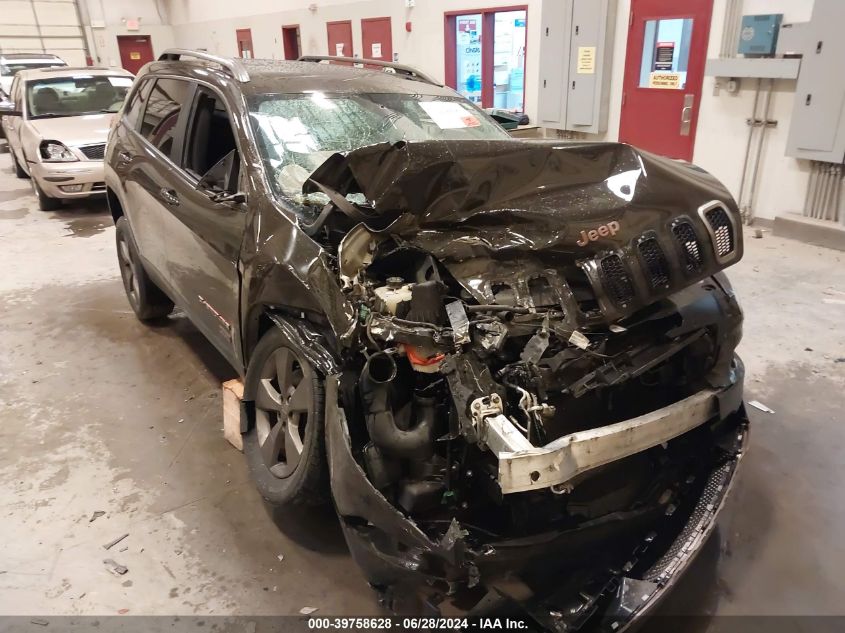 2016 Jeep Cherokee Latitude VIN: 1C4PJMCS9GW299365 Lot: 39758628