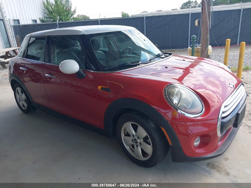2015 Mini Hardtop Cooper VIN: WMWXS5C5XFT827425 Lot: 39758647