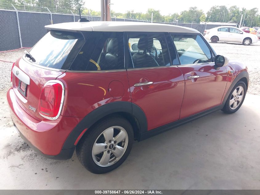 2015 Mini Hardtop Cooper VIN: WMWXS5C5XFT827425 Lot: 39758647