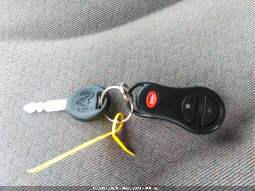 2003 Dodge Caravan Se VIN: 1D8GP25303B222279 Lot: 39758670