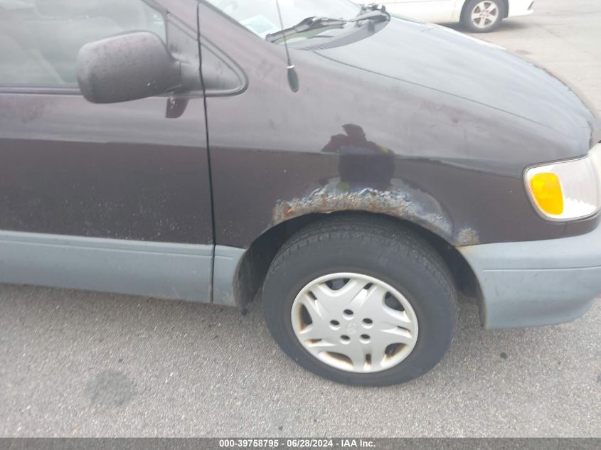 2002 Toyota Sienna Le VIN: 4T3ZF13C42U479846 Lot: 39758795