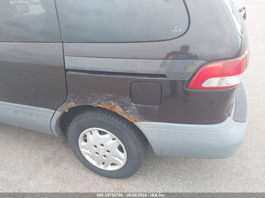 2002 Toyota Sienna Le VIN: 4T3ZF13C42U479846 Lot: 39758795