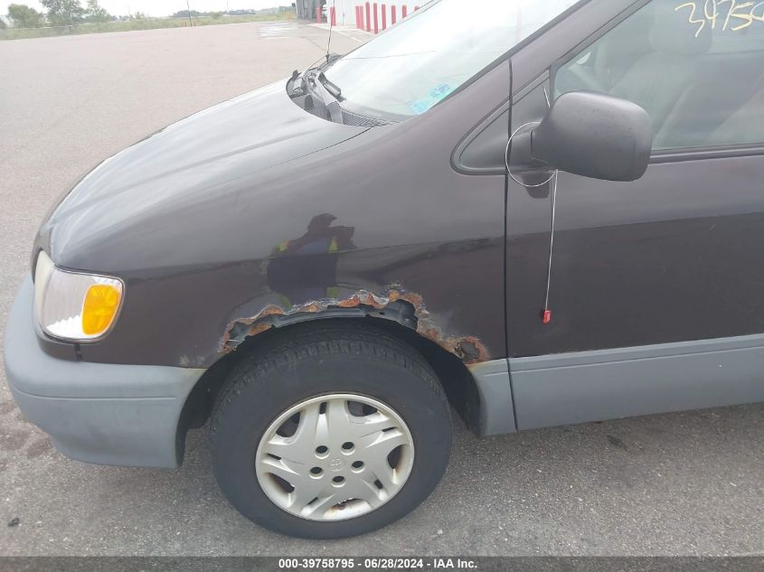 2002 Toyota Sienna Le VIN: 4T3ZF13C42U479846 Lot: 39758795