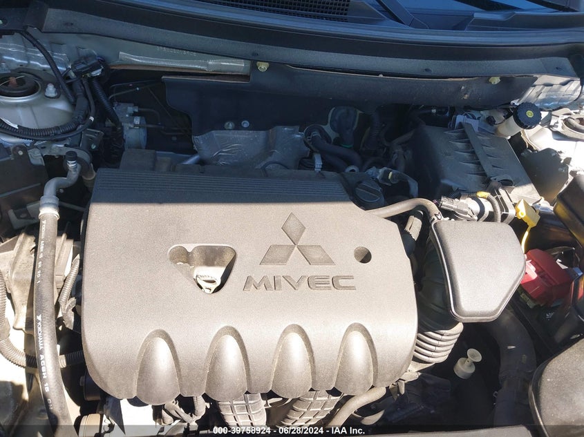 2018 Mitsubishi Outlander Es VIN: JA4AD2A34JZ013905 Lot: 39758924