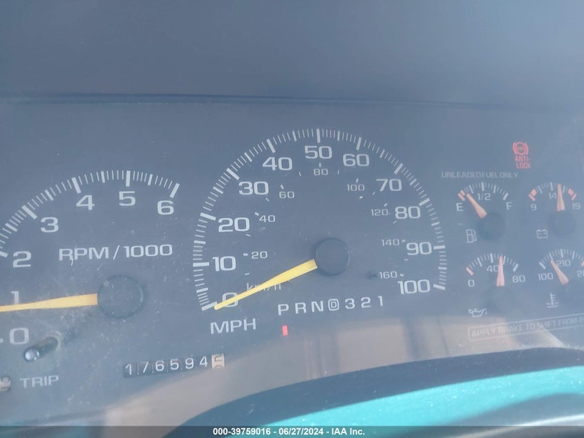 1999 Chevrolet Tahoe K1500 VIN: 1GNEK13R7XJ350317 Lot: 39759016