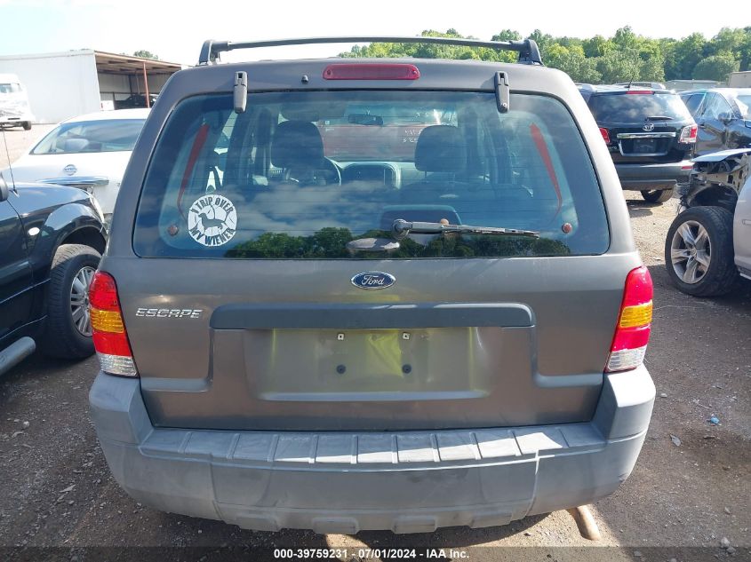 2005 Ford Escape Xls VIN: 1FMYU02Z35KA45993 Lot: 39759231