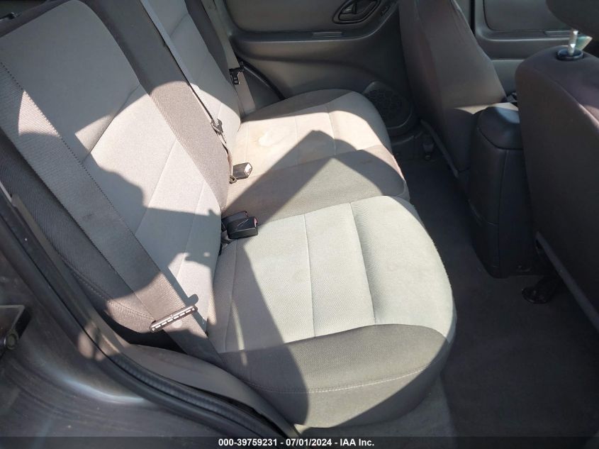 2005 Ford Escape Xls VIN: 1FMYU02Z35KA45993 Lot: 39759231