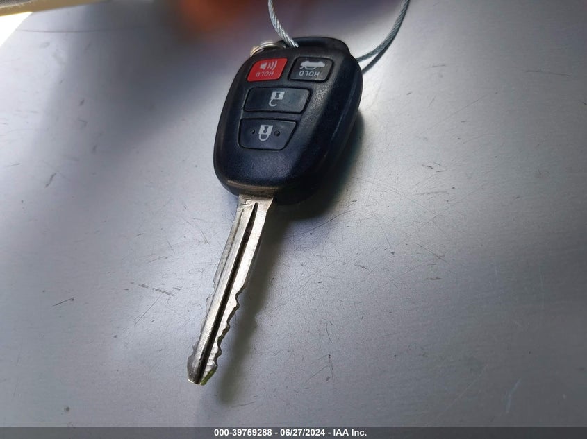 2016 Toyota Camry Le/Xle/Se/Xse VIN: 4T1BF1FK0GU527119 Lot: 39759288