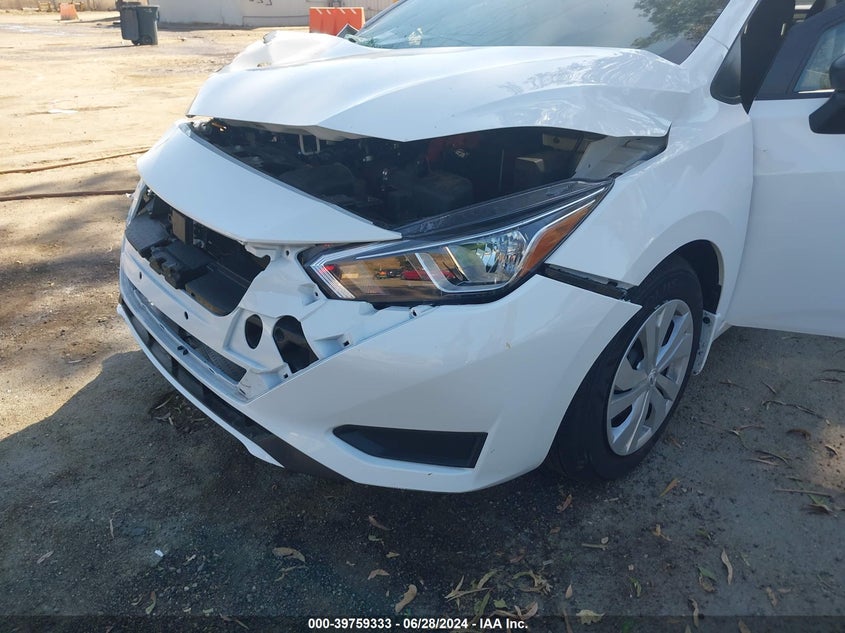 2024 Nissan Versa 1.6 S VIN: 3N1CN8DV0RL855528 Lot: 39759333