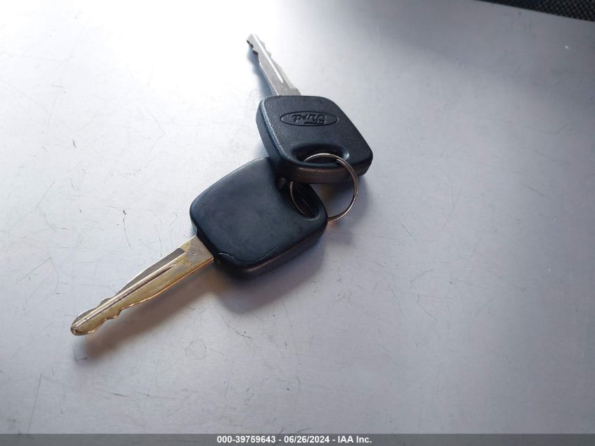 2000 Ford Ranger Xl/Xlt VIN: 1FTYR10V5YTB21532 Lot: 39759643