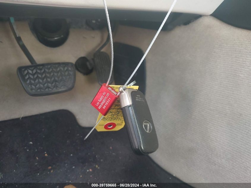 2010 Lexus Is 250C VIN: JTHFF2C27A2511386 Lot: 39759665