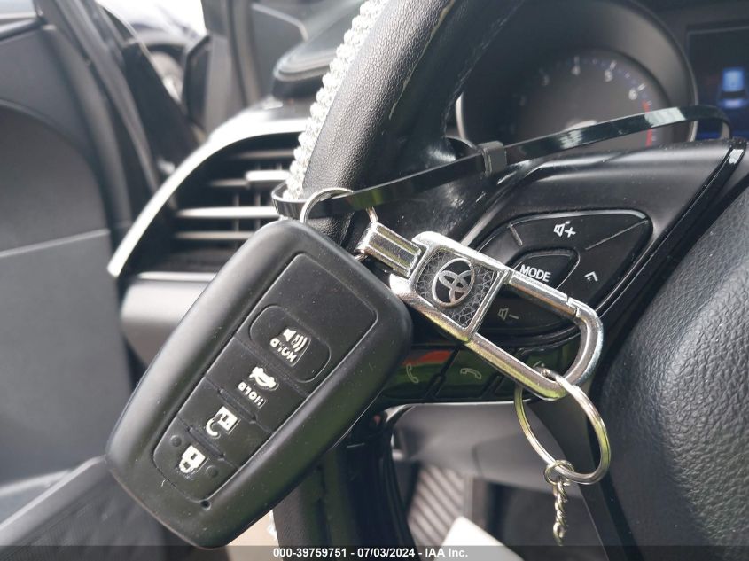 2018 Toyota C-Hr Xle/Xle Premium VIN: NMTKHMBX3JR045319 Lot: 39759751