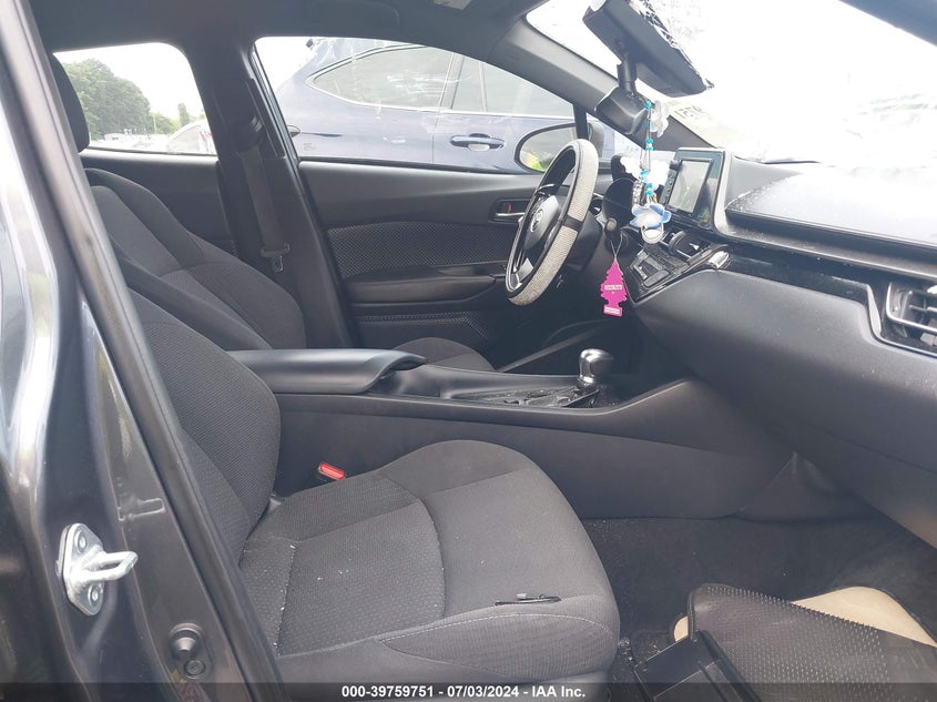 2018 Toyota C-Hr Xle/Xle Premium VIN: NMTKHMBX3JR045319 Lot: 39759751