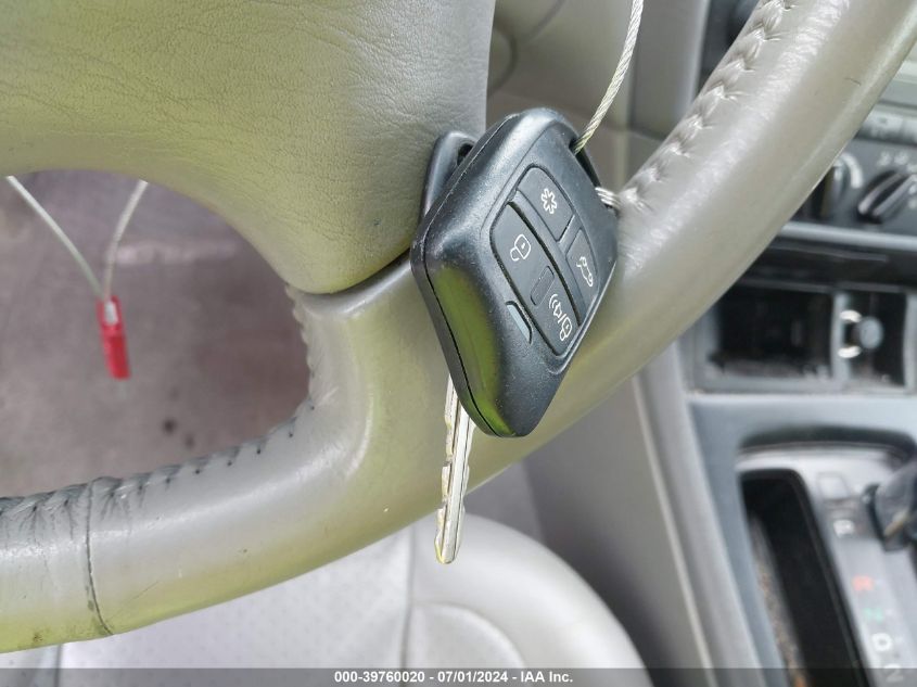 2004 Toyota Avalon Xl VIN: 4T1BF28B84U347577 Lot: 39760020