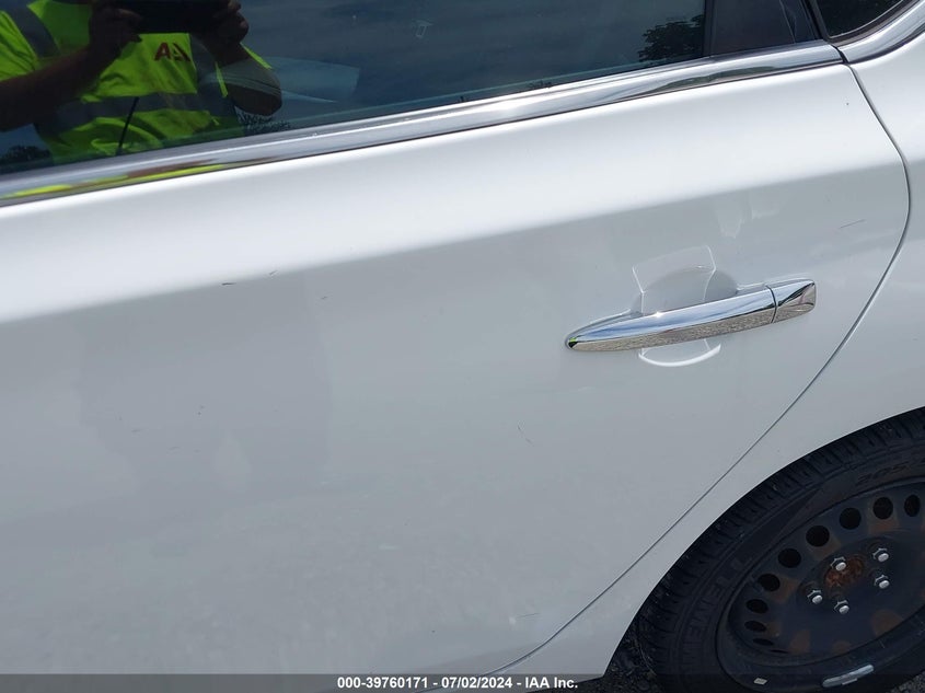 2017 Nissan Sentra Sv VIN: 3N1AB7AP4HL650910 Lot: 39760171