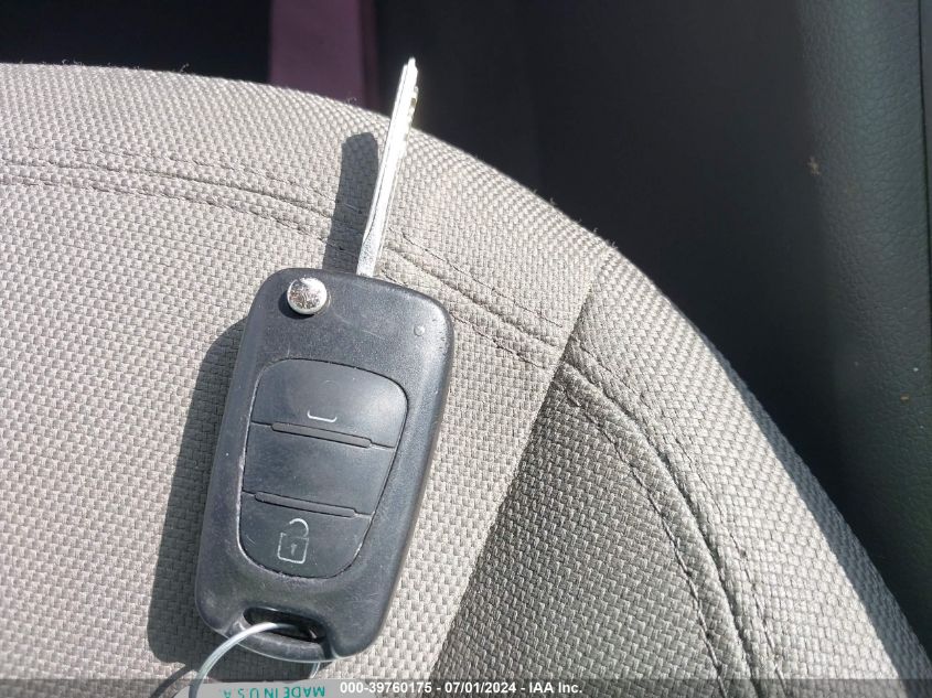 2012 Kia Sportage Lx VIN: KNDPB3A24C7327636 Lot: 39760175