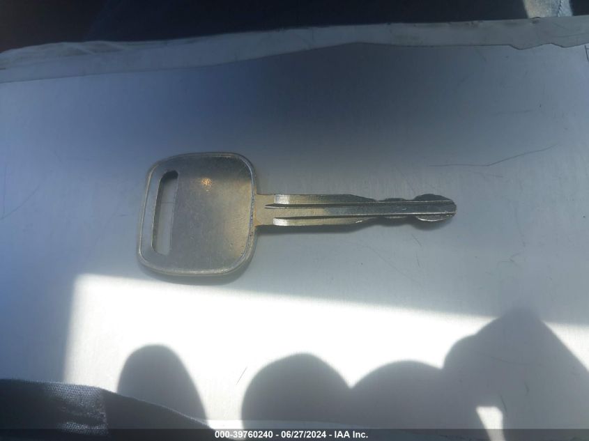 1994 Toyota Camry Le VIN: 4T1SK12E9RU405311 Lot: 39760240