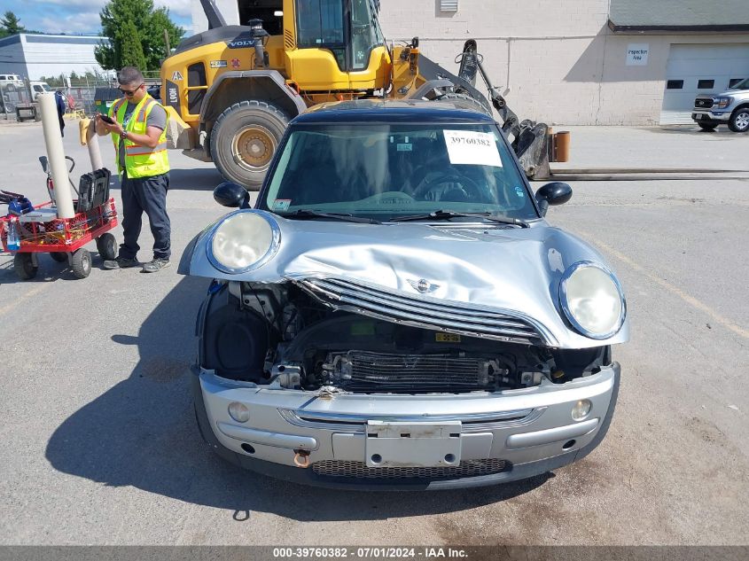 2004 Mini Cooper VIN: WMWRC33404TJ62307 Lot: 39760382