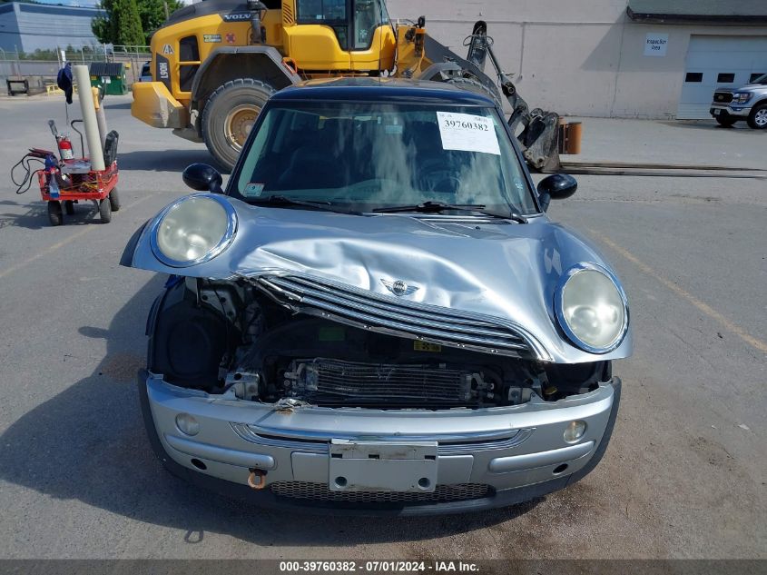2004 Mini Cooper VIN: WMWRC33404TJ62307 Lot: 39760382